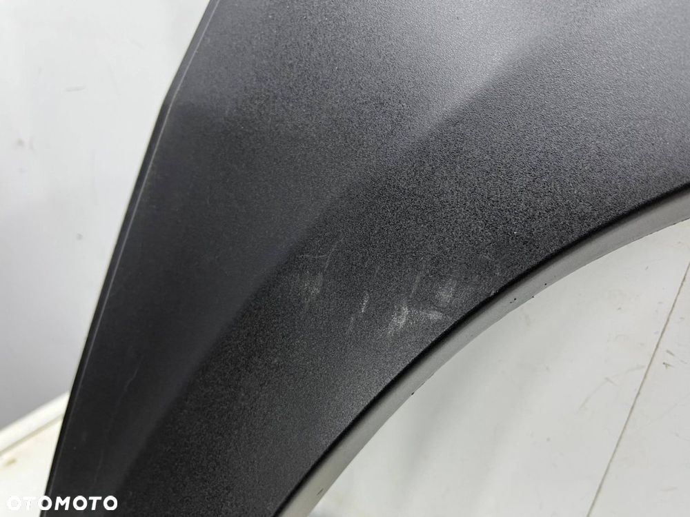 Listwa Iveco Daily 4 IV 14r.- lewy prawy tylny rant nadkola błotnika nakładka 5801530200 - 5