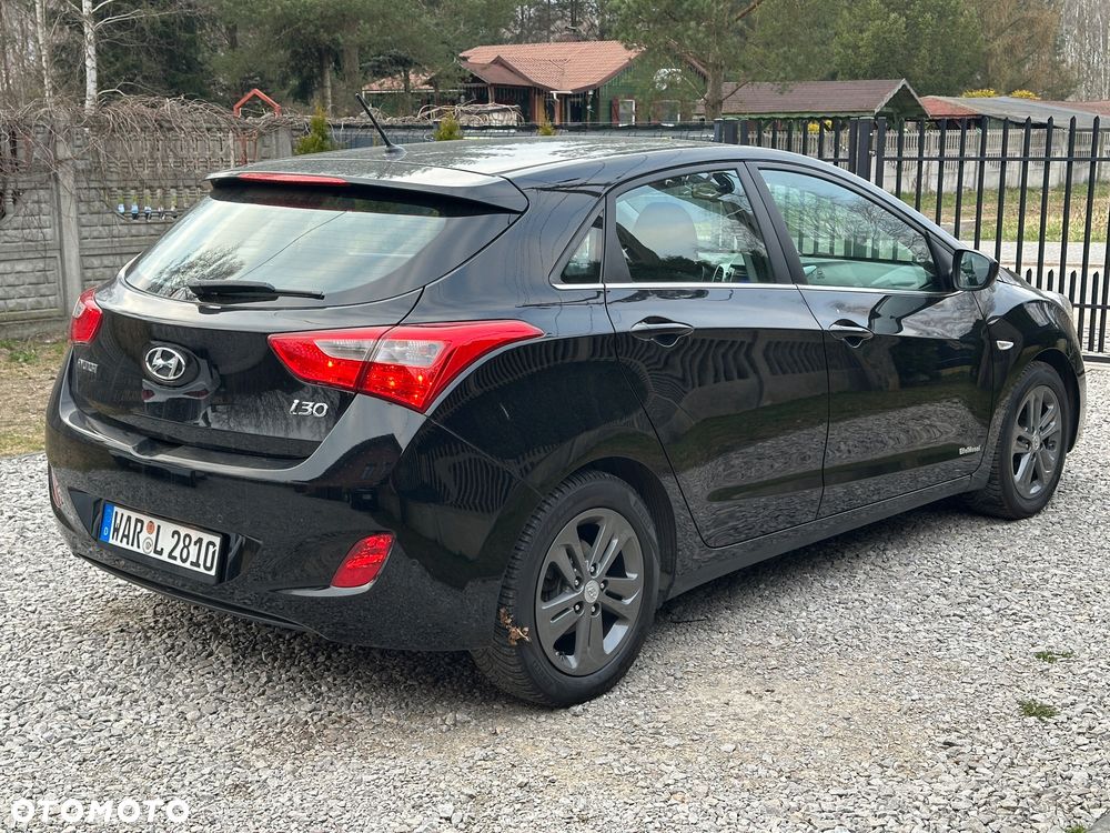 Hyundai i30 1.4 Passion Plus - 26