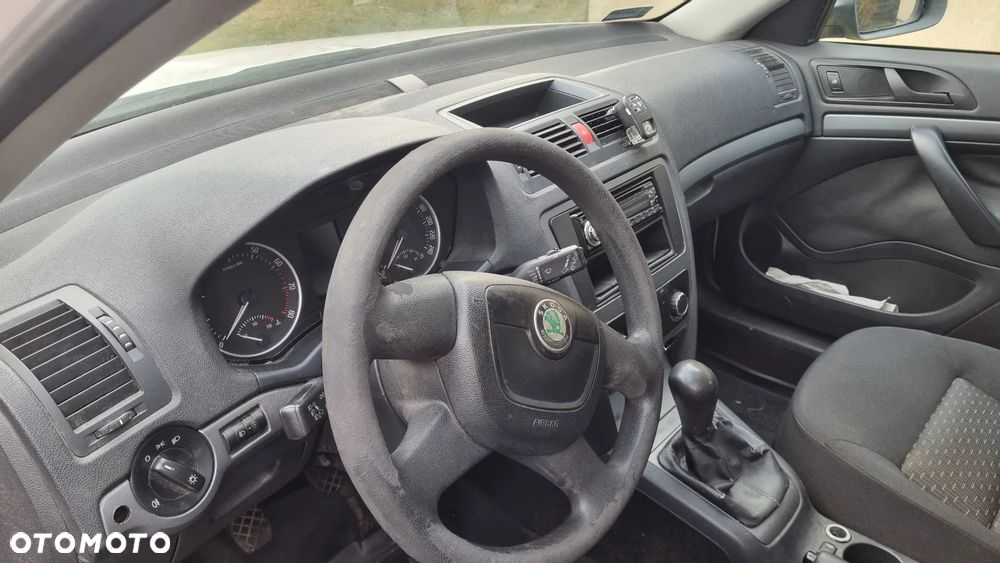 Skoda Octavia 1.6 - 2