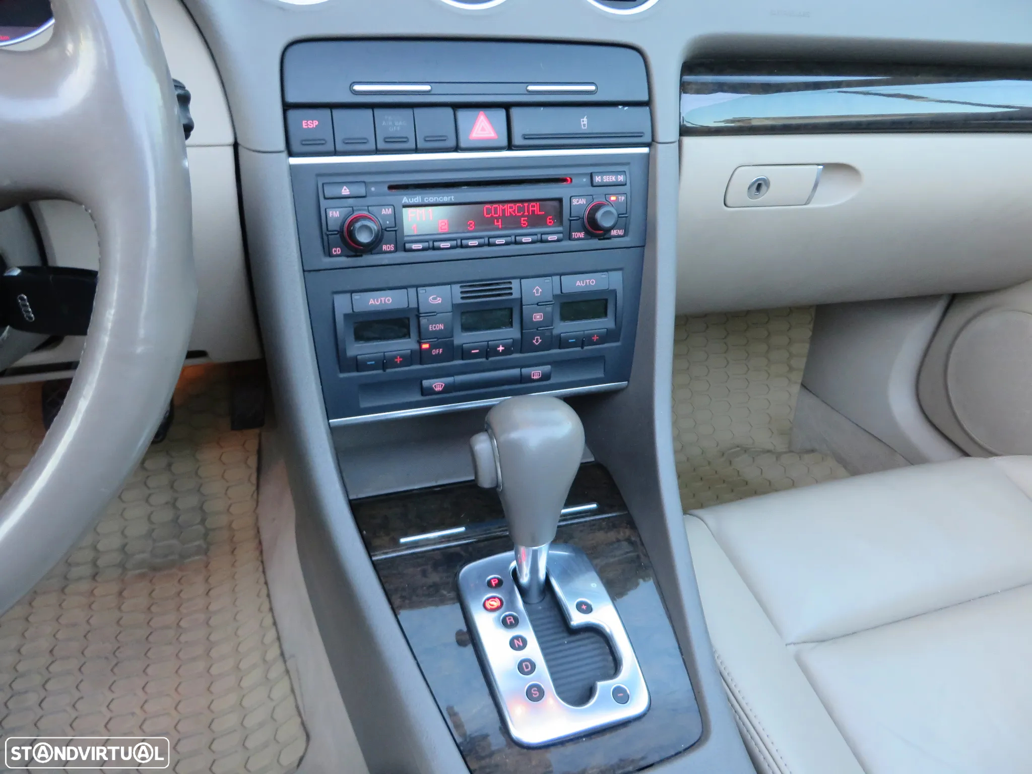 Audi A4 Cabrio 1.8 T Multitronic Exclu. - 30