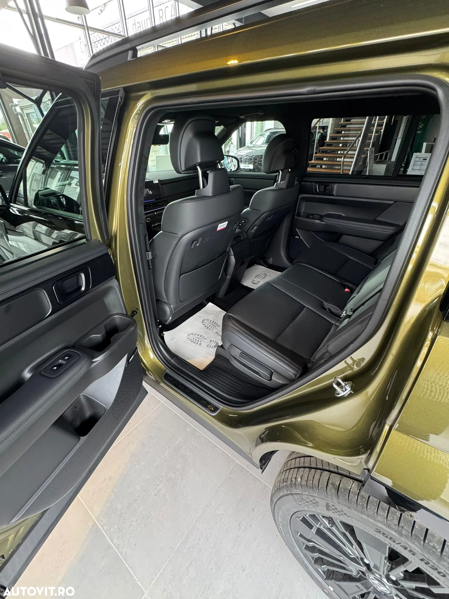 Hyundai Santa Fe 1.6 l 252 CP 4WD 6AT PHEV Calligraphy - 7