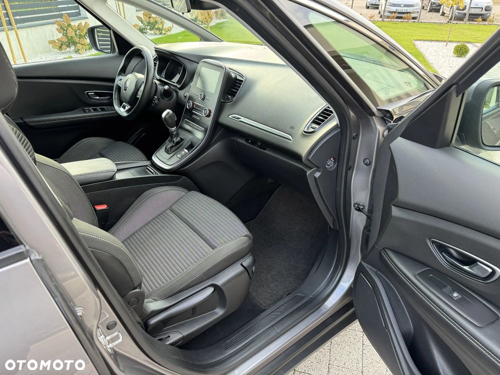Renault Scenic - 25