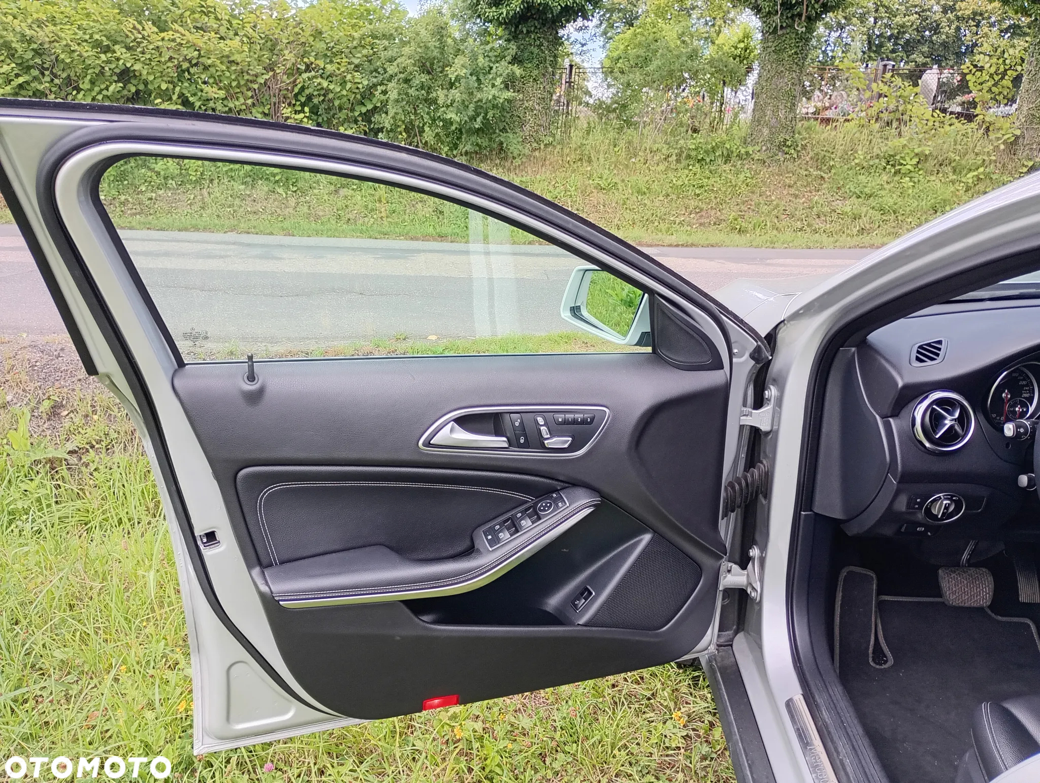 Mercedes-Benz GLA 250 4-Matic - 14