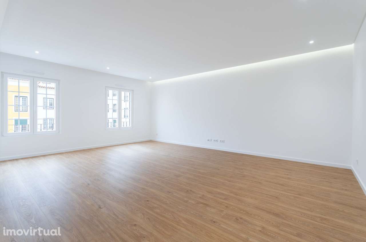 T2 no Neudel Novo: Espetacular Apartamento Novo com Acabamentos de Alt - Grande imagem: 5/39