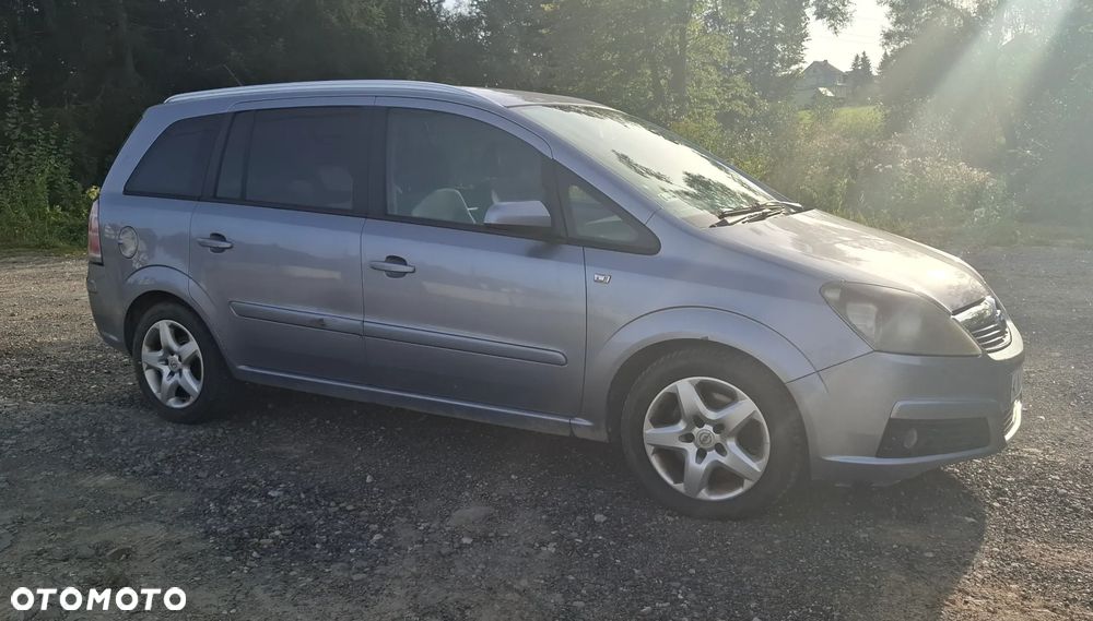 Opel Zafira 1.9 CDTI - 3