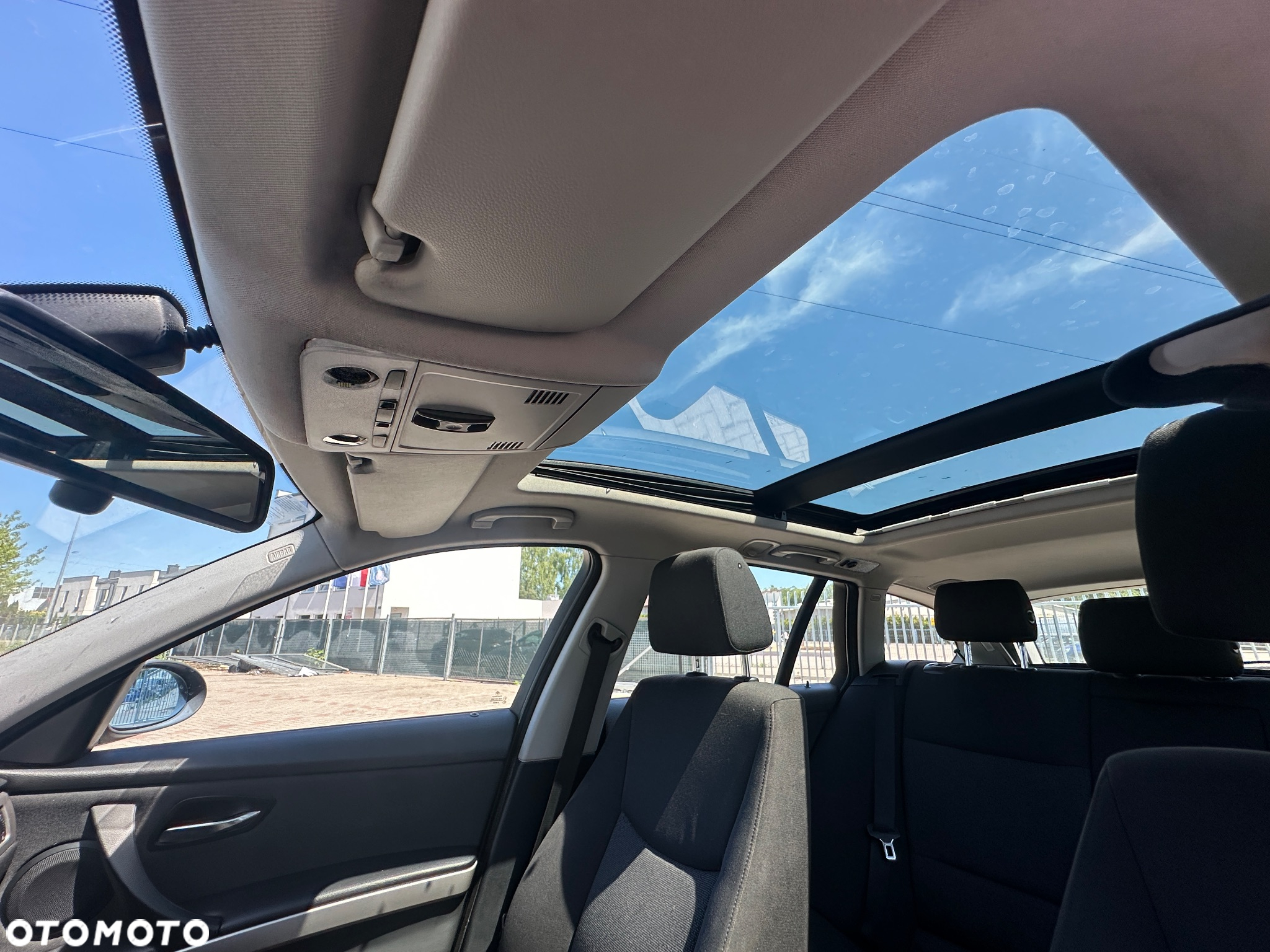 BMW Seria 3 320d - 28