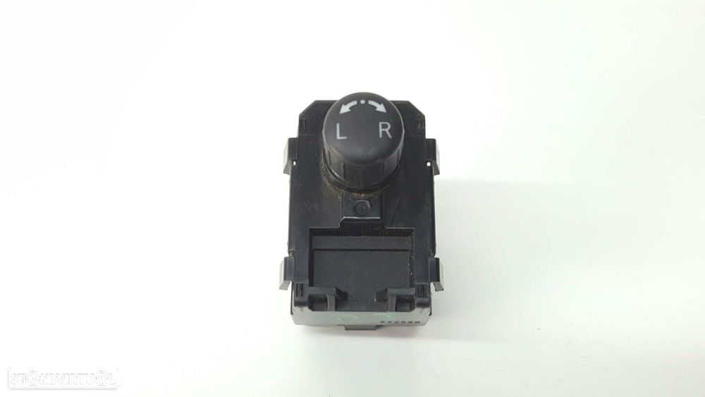 CONTROLADOR DE VISÃO TRASEIRA NISSAN X-TRAIL (T31) LE - 2