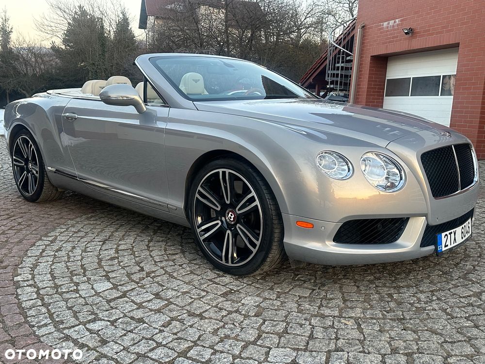 Bentley Continental GT V8 Convertible - 11