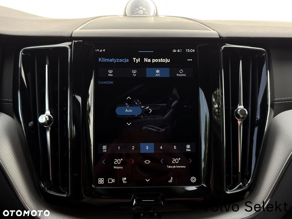 Volvo XC 60 - 30