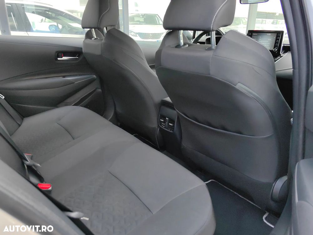 Toyota Corolla 1.8 Business Edition - 8