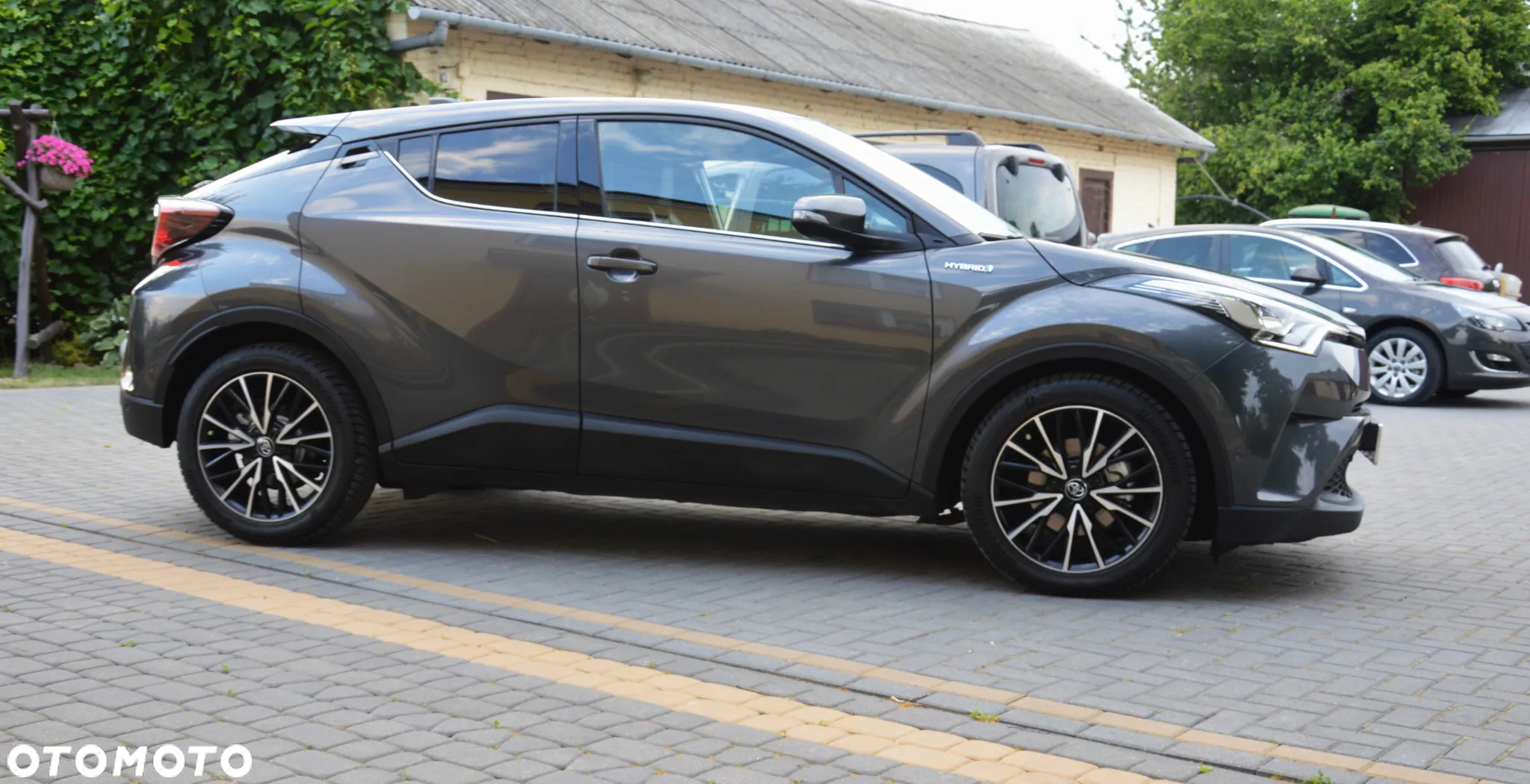 Toyota C-HR 1.8 Hybrid Premium - 10