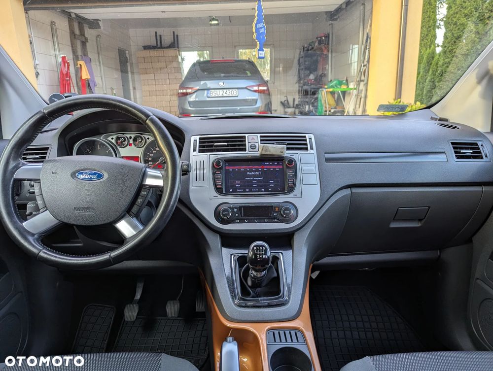Ford Kuga - 19