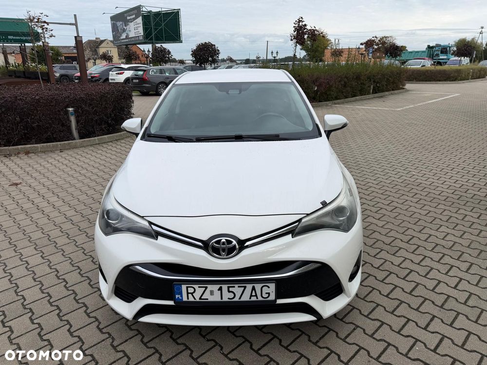 Toyota Avensis 2.0 D-4D Active Business - 29