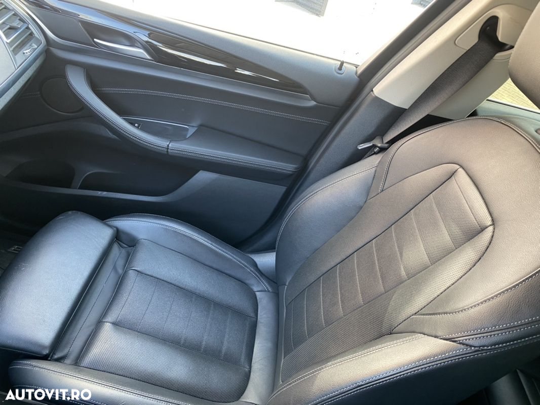 BMW X3 xDrive30i AT - 17