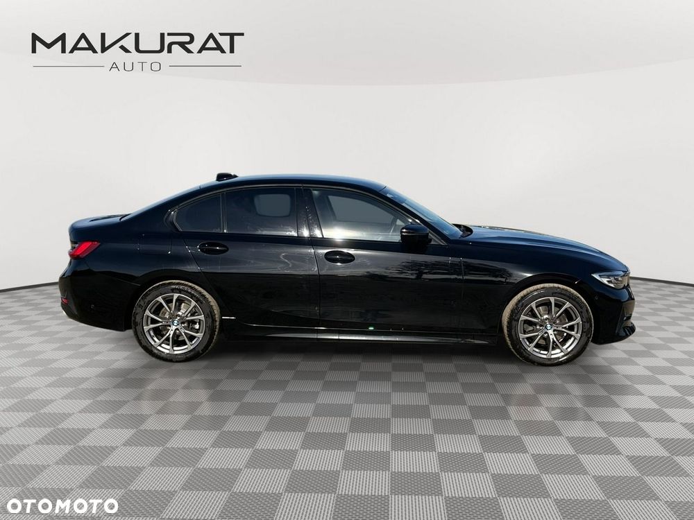 BMW Seria 3 320i Sport Line - 9