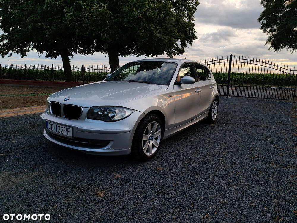 BMW Seria 1 116i - 1