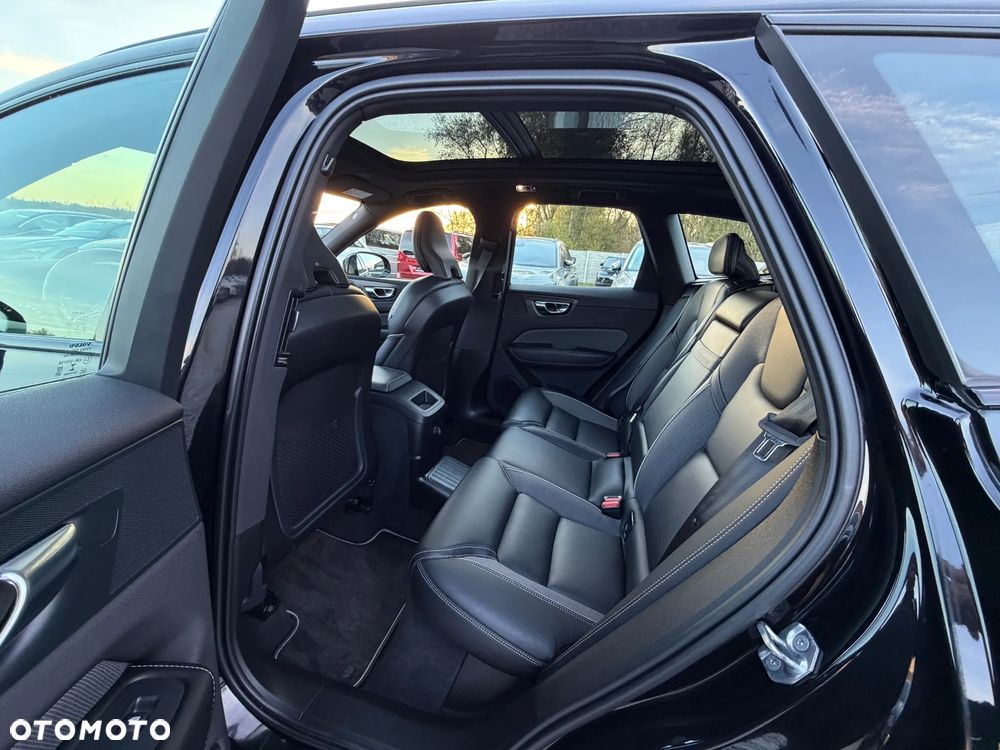 Volvo XC 60 - 31