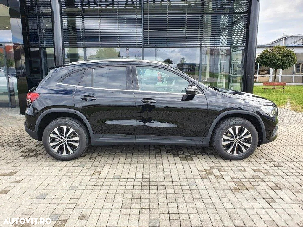 Mercedes-Benz GLA 200 d 4MATIC Aut. - 3