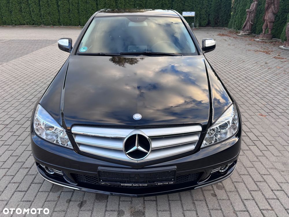 Mercedes-Benz C-Class 2008 photo 2