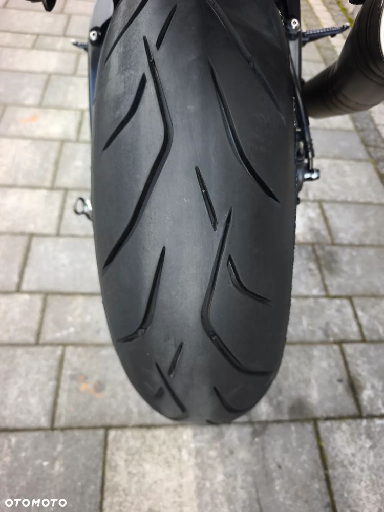 Kawasaki ZX - 26