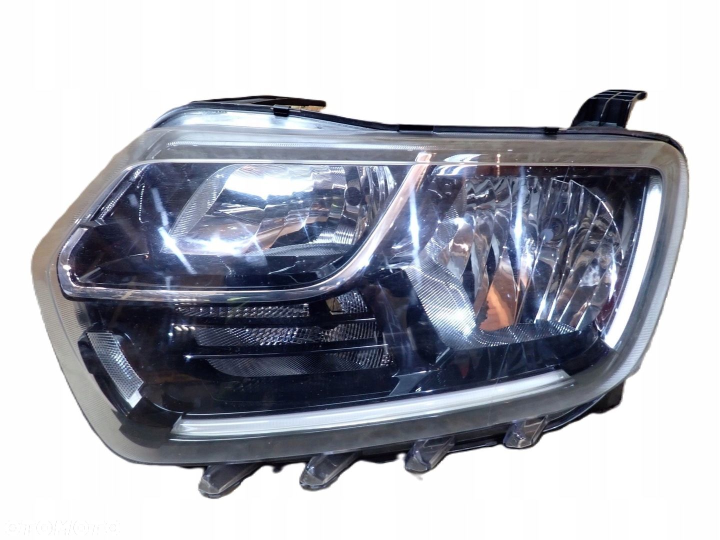 LAMPA LEWA REFLEKTOR LEWY DACIA DUSTER 2 II 2017-2021R 260609367R - 1