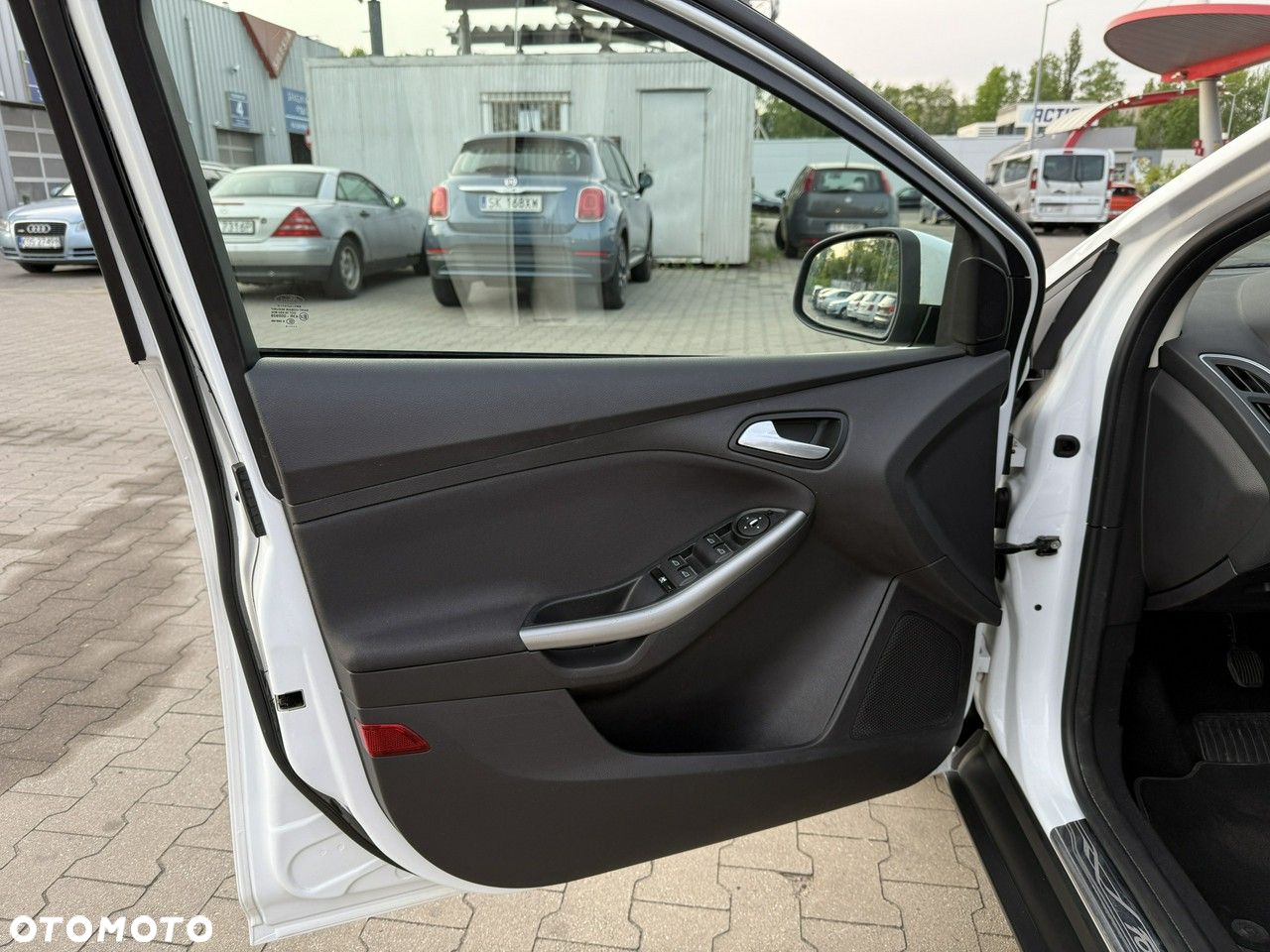 Ford Focus 1.0 EcoBoost Start-Stopp-System COOL&CONNECT - 28