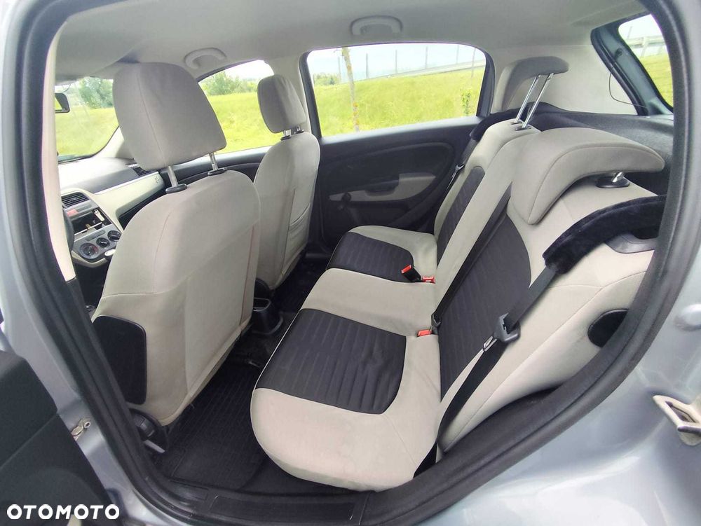 Fiat Grande Punto - 6