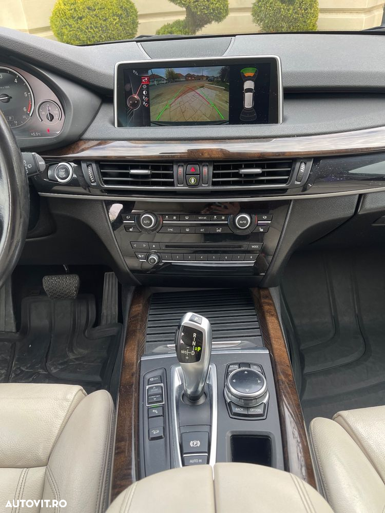BMW X5 xDrive40d - 23