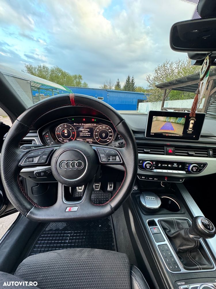 Audi A4 2.0 TDI DPF S line Sportpaket - 14