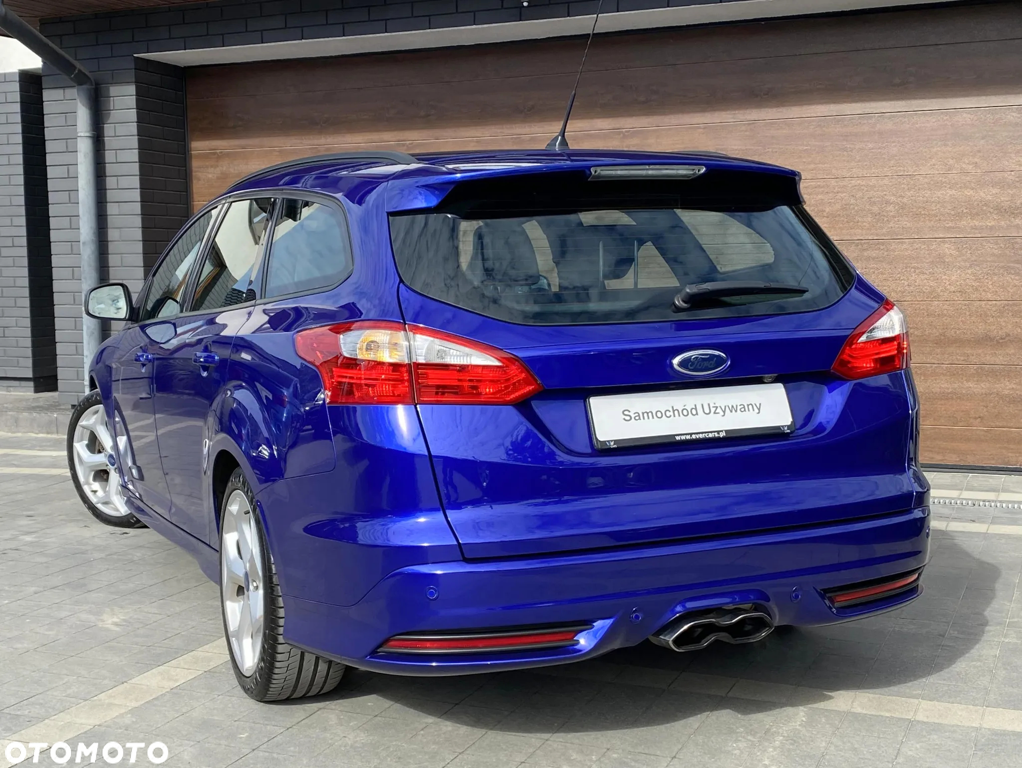 Ford Focus 2.0 EcoBoost ST mit Leder-Sport-Paket - 8