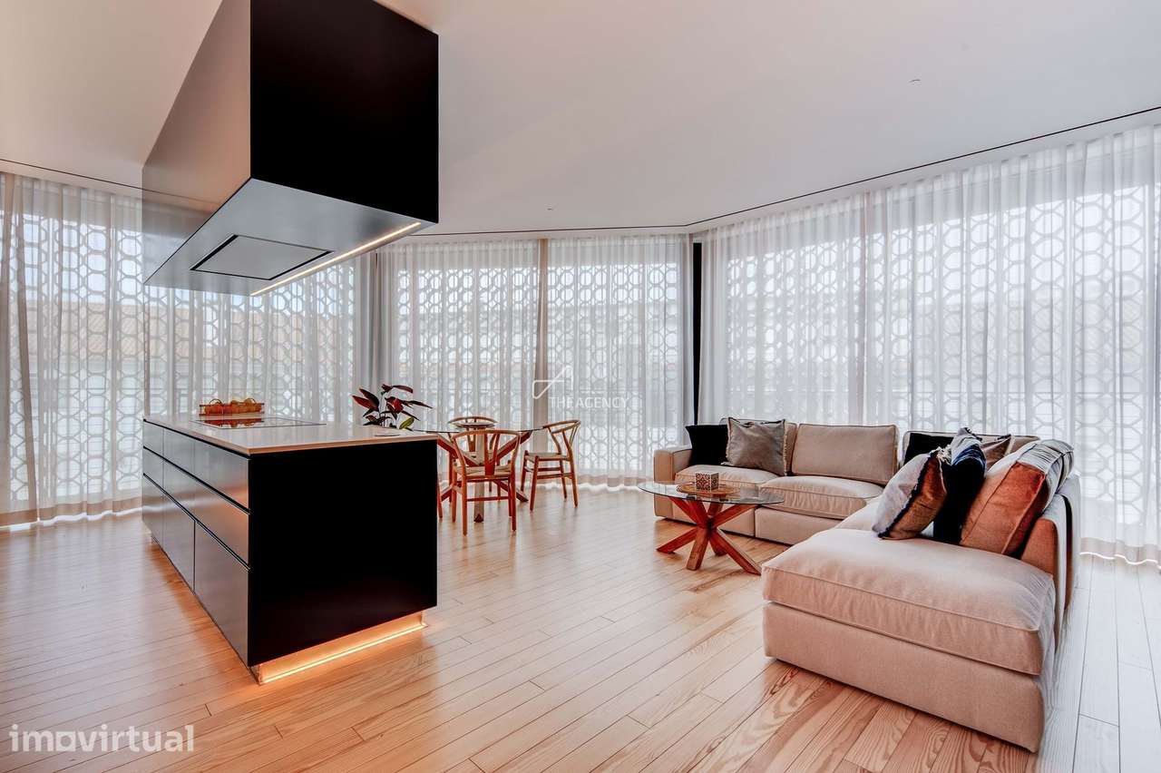 Apartamento T2 Moderno e Totalmente Mobilado em Cascais - Grande imagem: 2/20