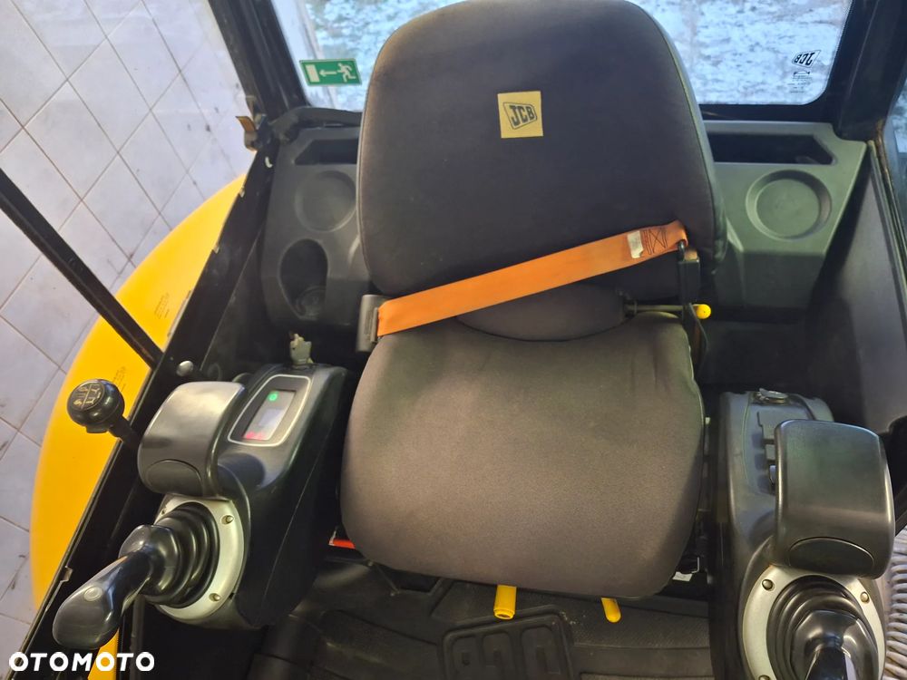 JCB 8025 - 12