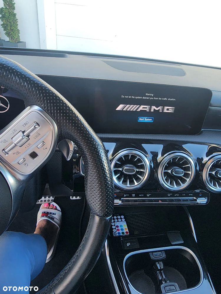 Mercedes-Benz CLA AMG 35 4-Matic 7G-DCT - 13