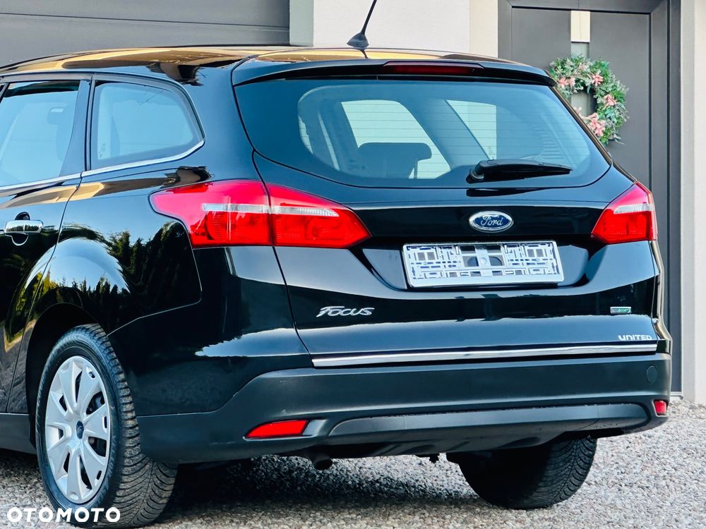 Ford Focus - 24