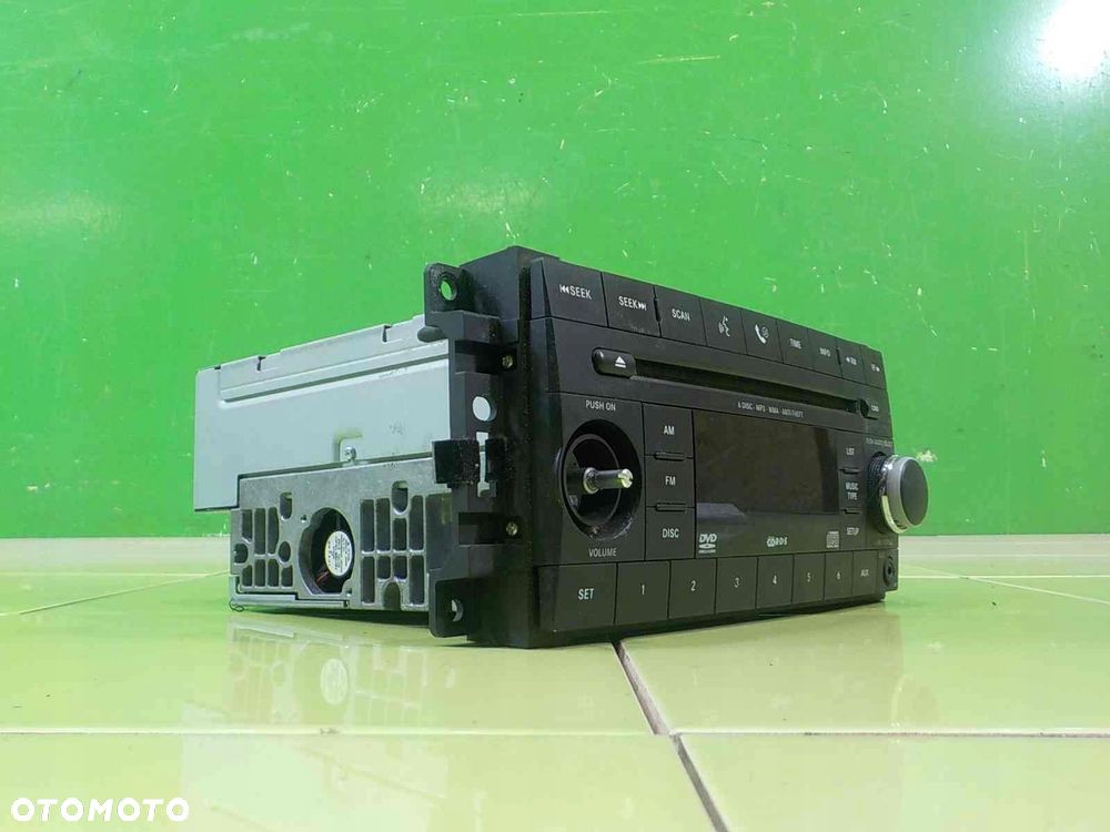 DODGE JOURNEY 2.0 CRD 09r radio CD 05064924AG - 2