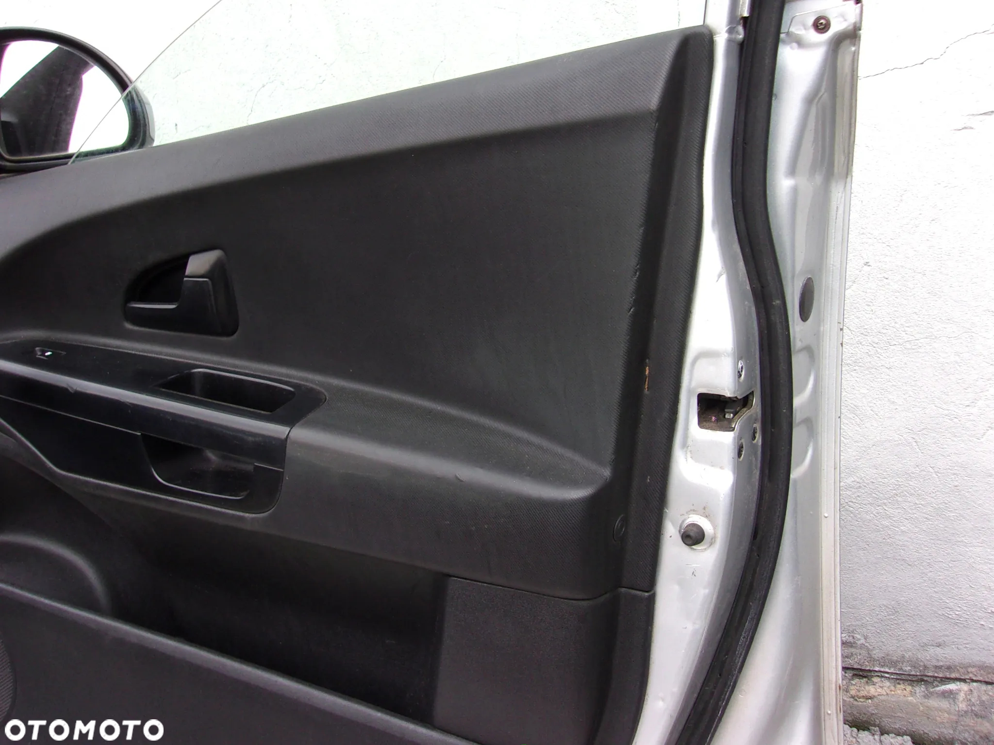 KIA Ceed KOMBI drzwi prawy przód 9S - 9
