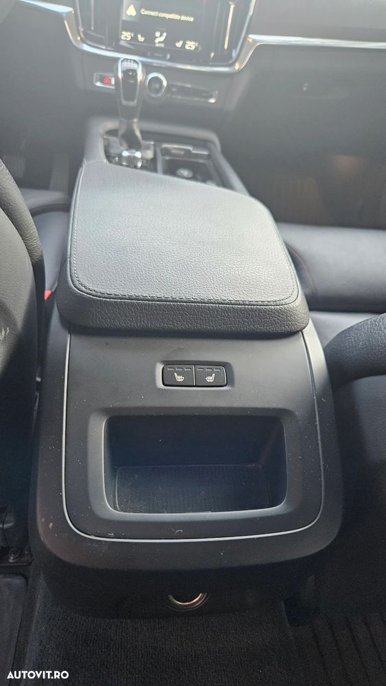 Volvo V90 D4 - 10