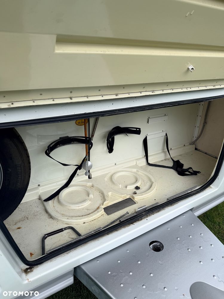 Adria ADIVA 502 UP-mover, przedsionek bogate wyposażenie - 8