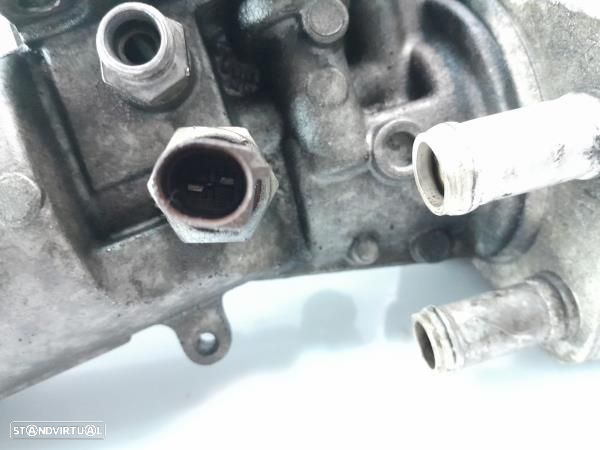 Copo / Corpo / Suporte Filtro Audi A3 (8P1) - 4
