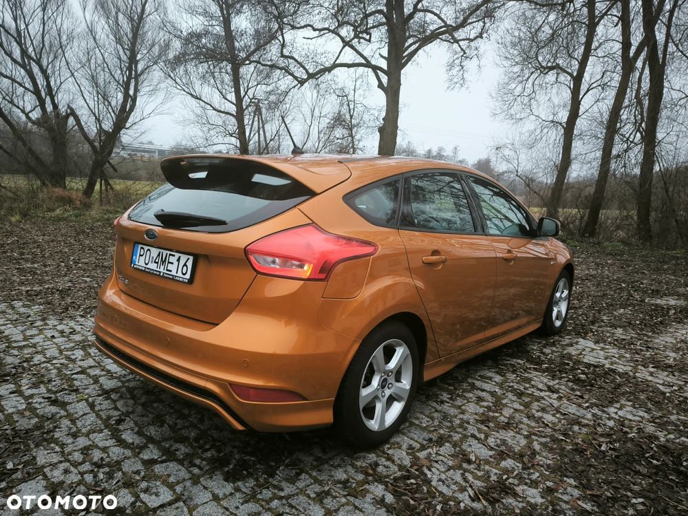 Ford Focus 1.5 TDCi ST-Line - 15