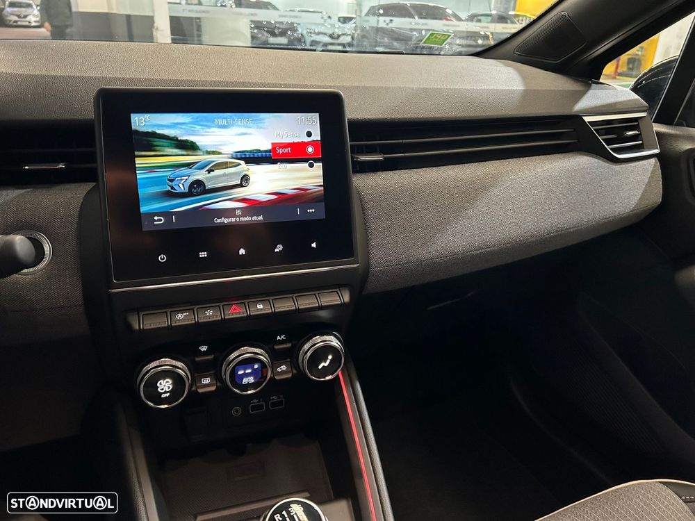 Renault Clio 1.0 TCe Techno Bi-Fuel - 23