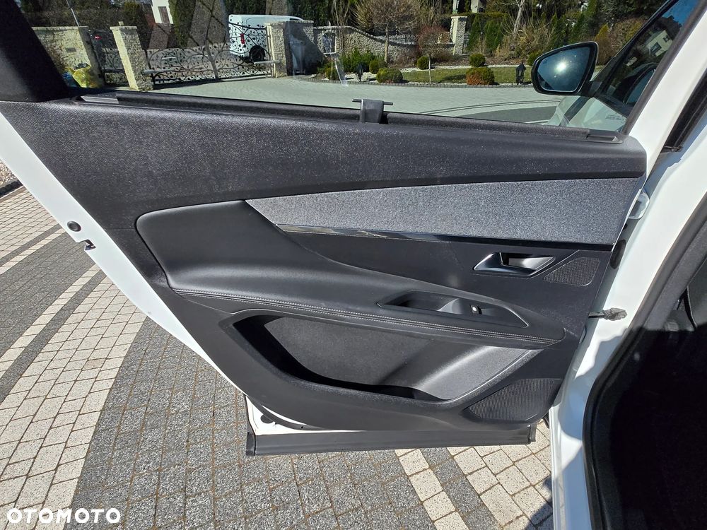 Peugeot 5008 BlueHDi 130 EAT8 Allure Pack - 9