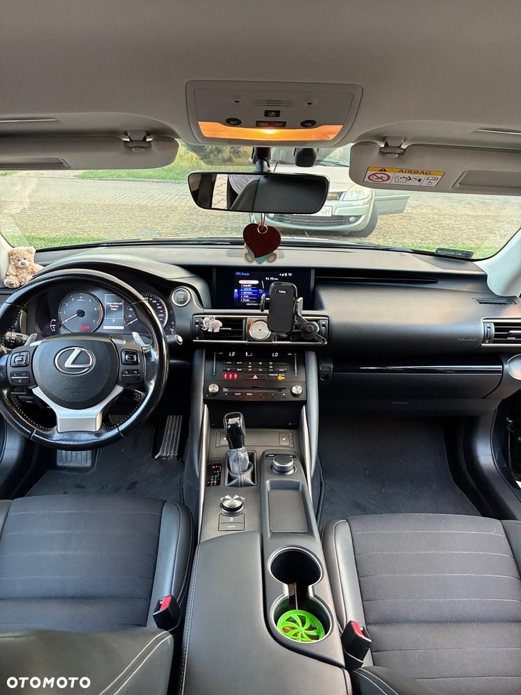 Lexus IS 200t Elegance - 7