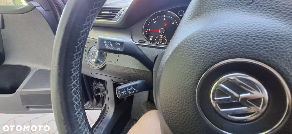 Volkswagen Passat 2.0 Blue TDI SCR Highline - 20