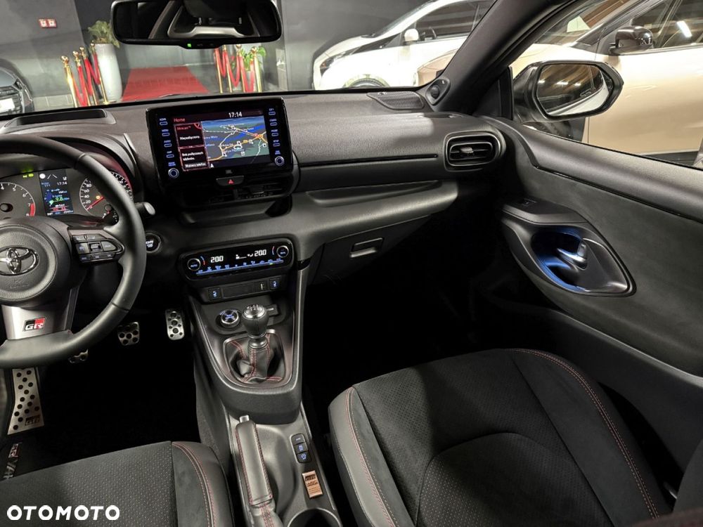 Toyota GR Yaris 1.6 Dynamic - 23