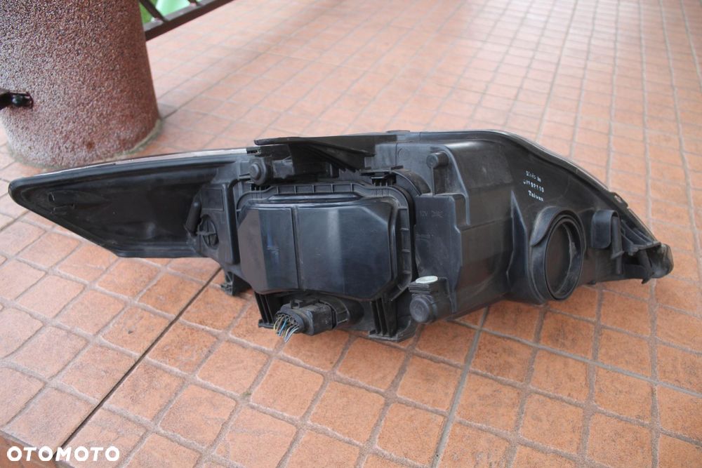 Lampa lewy przód EU Ford Mondeo MK4 PARUJE - 4