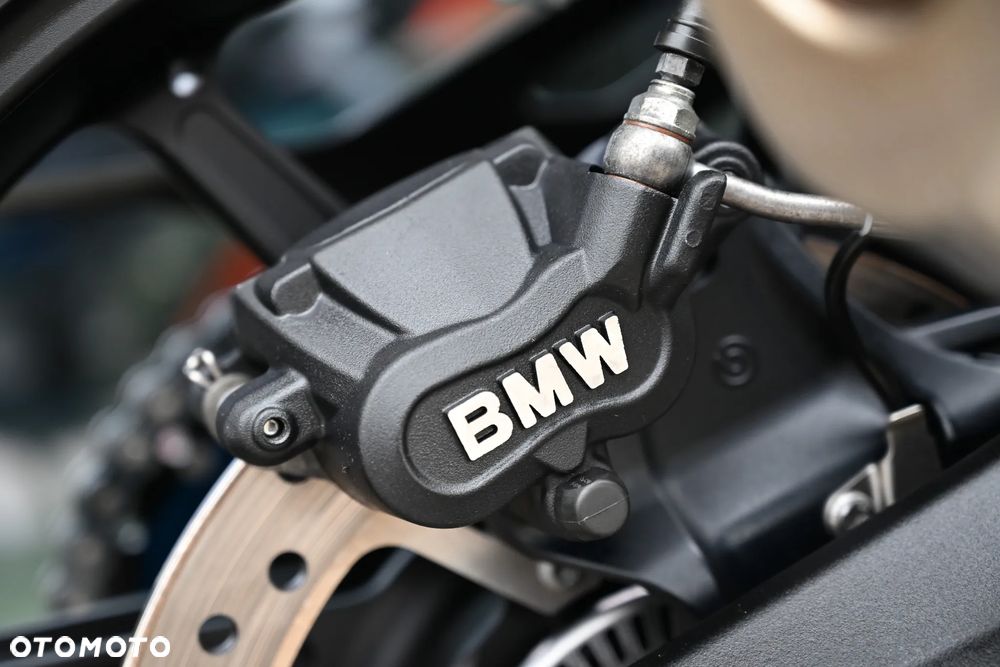 BMW XR - 23