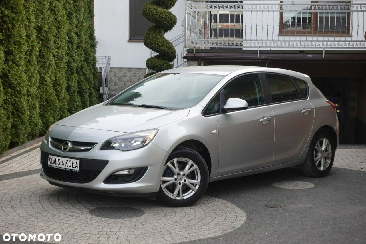 Opel Astra - 2