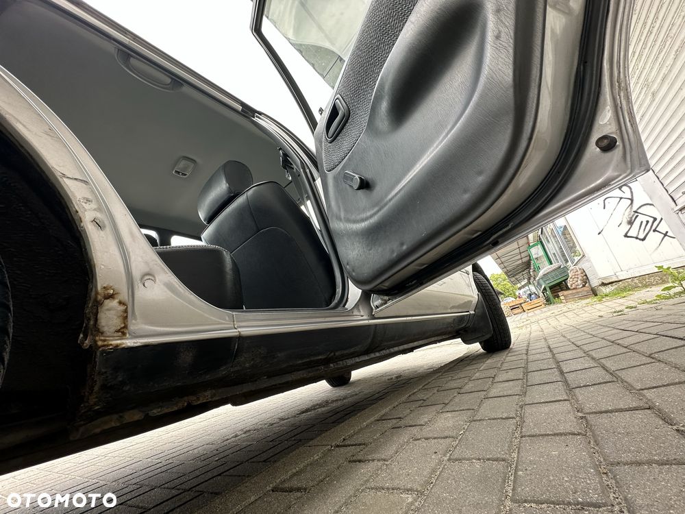 Toyota Corolla - 8