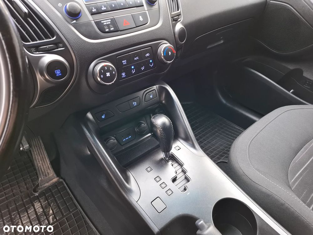 Hyundai ix35 2.0 2WD Automatik Trend - 12